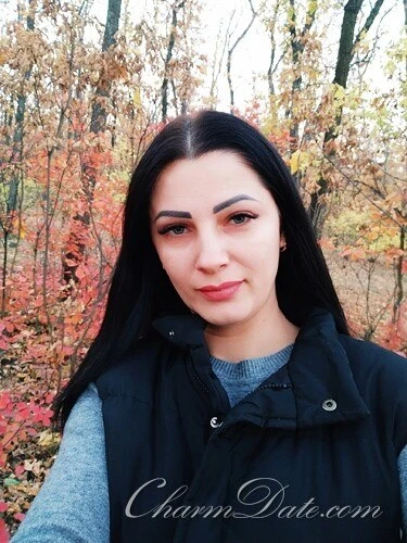 Alena Profile image 4