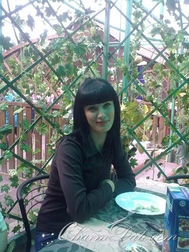 Alena Profile image 3